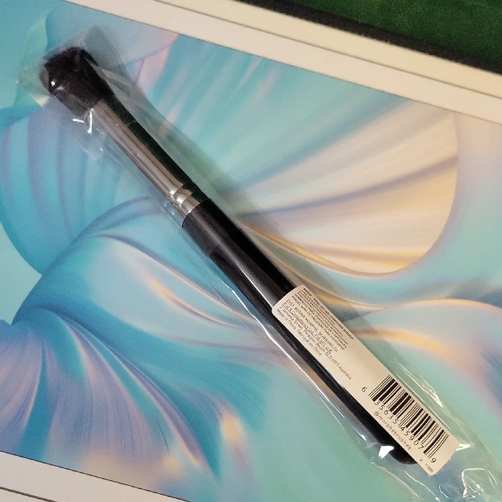Morphe M557 Mini Detail Contour Brush New Sealed Package